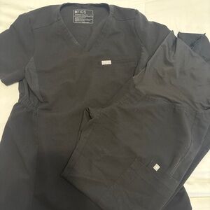 Figs Maternity Technical Collection Black Top